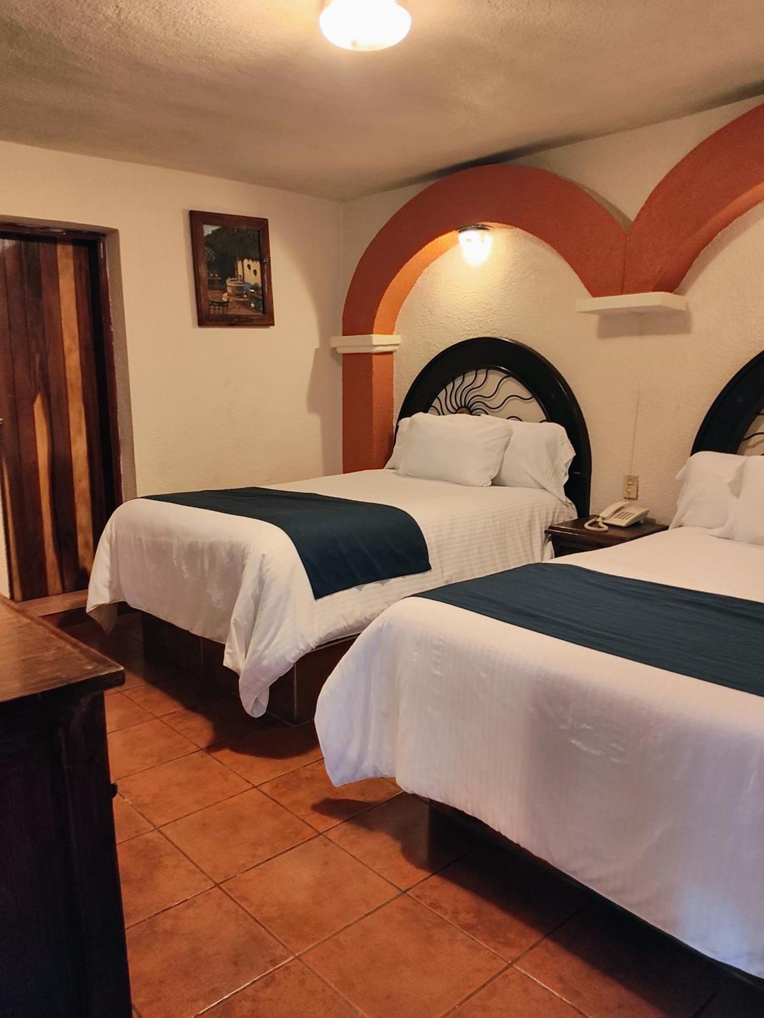 Hotel Barrio Antiguo Сан-Кристобаль-де-Ла-Касас Экстерьер фото