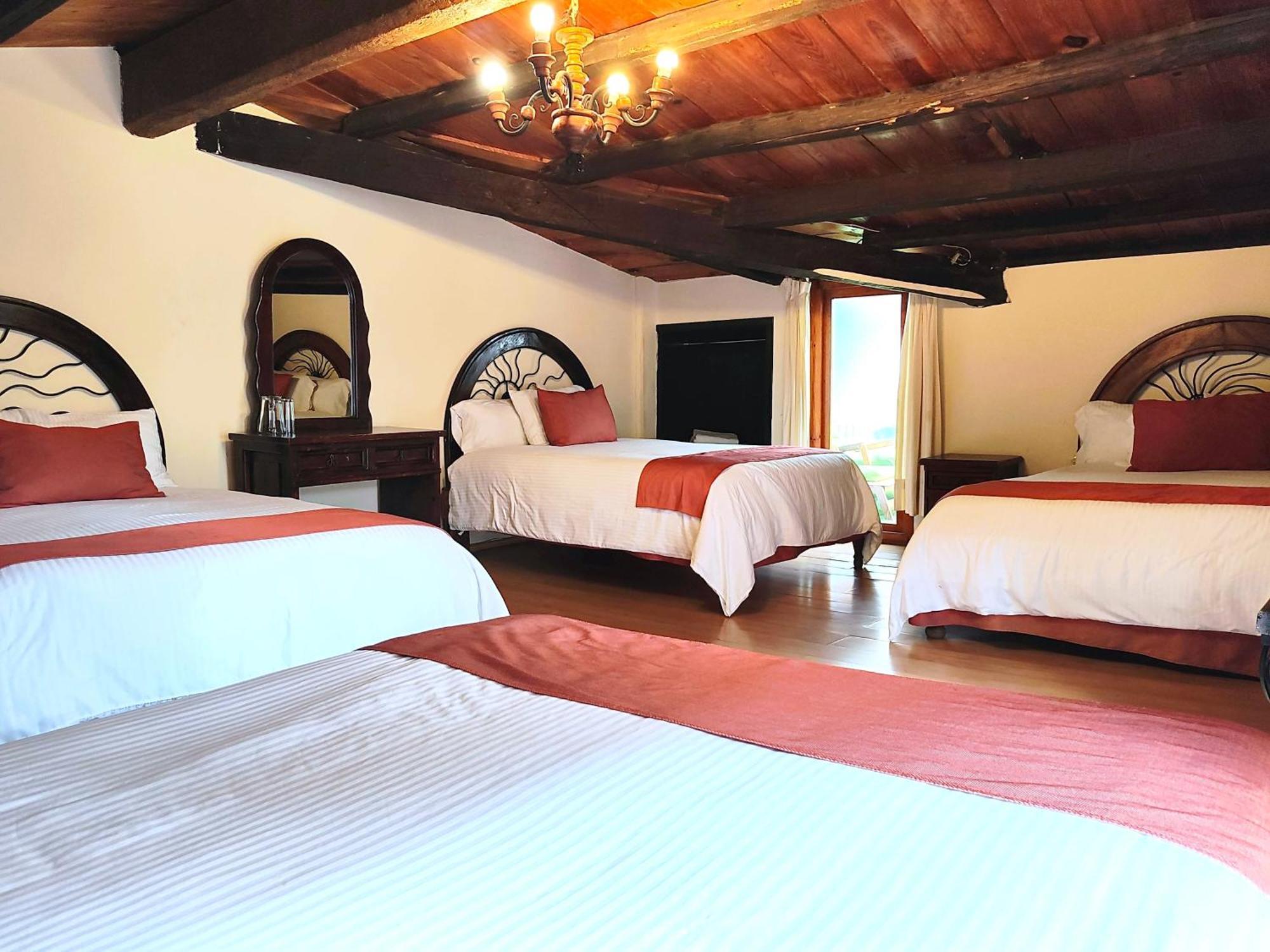 Hotel Barrio Antiguo Сан-Кристобаль-де-Ла-Касас Экстерьер фото