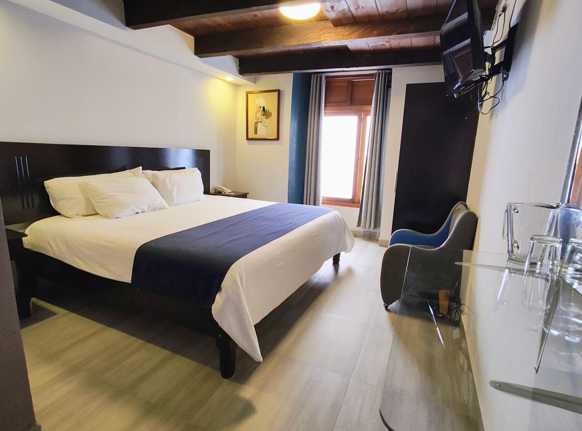 Hotel Barrio Antiguo Сан-Кристобаль-де-Ла-Касас Экстерьер фото