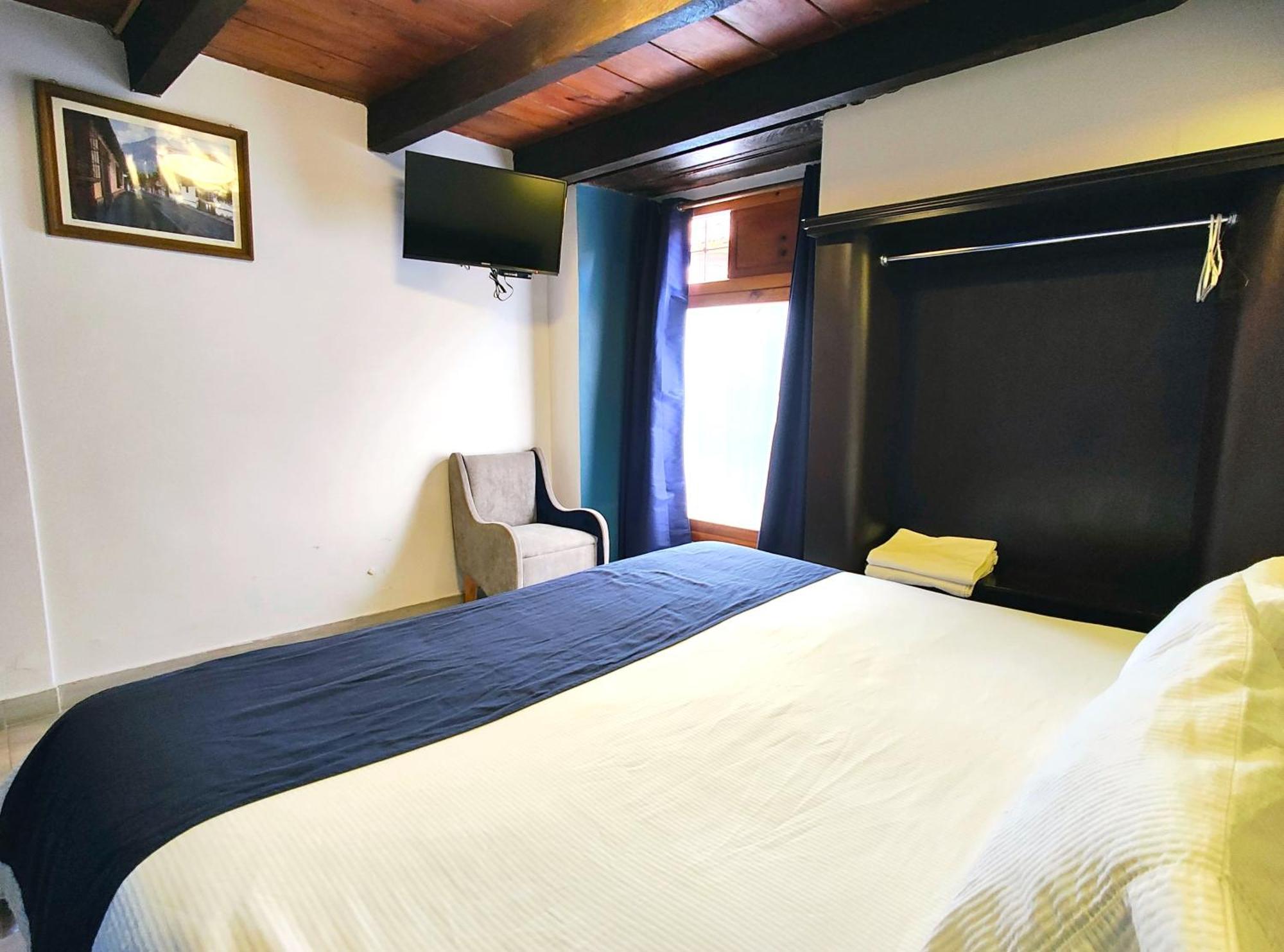 Hotel Barrio Antiguo Сан-Кристобаль-де-Ла-Касас Экстерьер фото